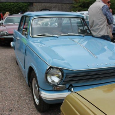 Mid Ulster Vintage rally blue Triumph